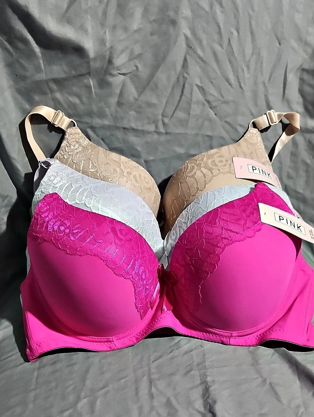 PINK Lace Bra in Size 40/90D NWT